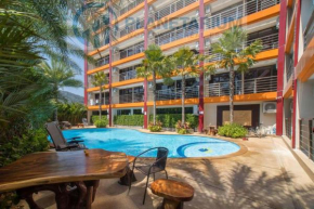 Nai Harn Pearl Condo Р202